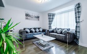 Home Away Apartment